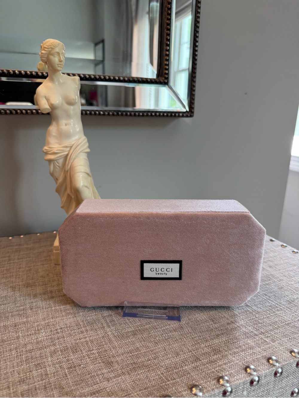 New GWP For Gucci Pink Velvet 8 inch Jewelry Case - Picture 4 of 9